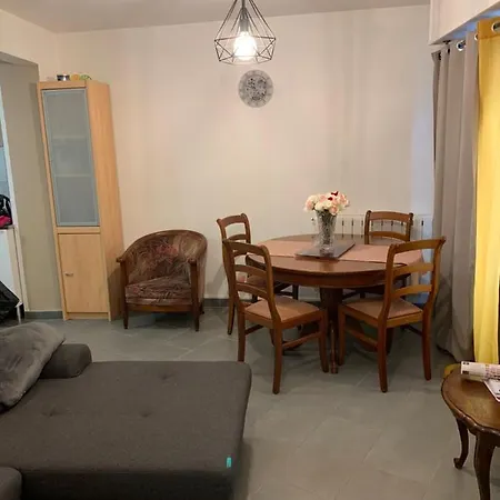 Cosy Centre Apartment Pau